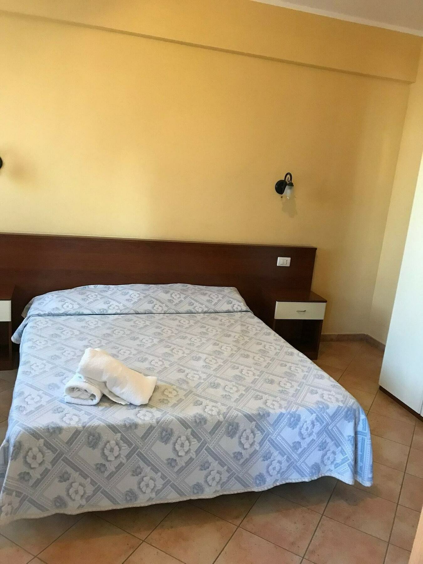 Andrea Vacanze L'ancora Aparthotel